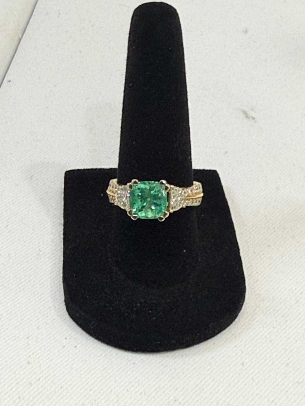 Colombian Emerald Ring